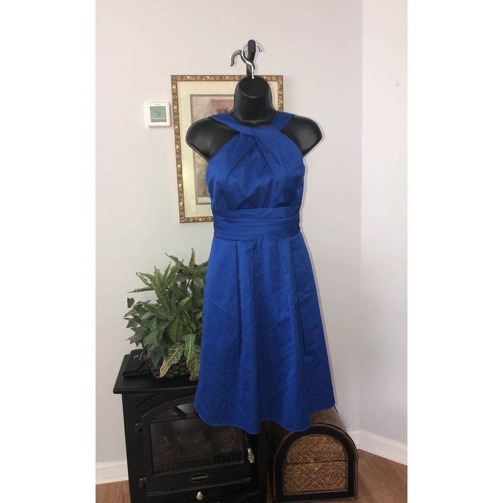 Davids Bridal Blue Bridesmaid Halter Dress Size‎ 2. Rushed Pleated Zip Closure